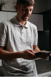 Pánska trička - Pánske tričko s krátkym rukávom REPRE4SC COLLAR - R4M-TSS-2703L - L